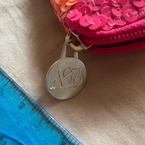 America and Beyond Wristlet - Picture 4 of 4